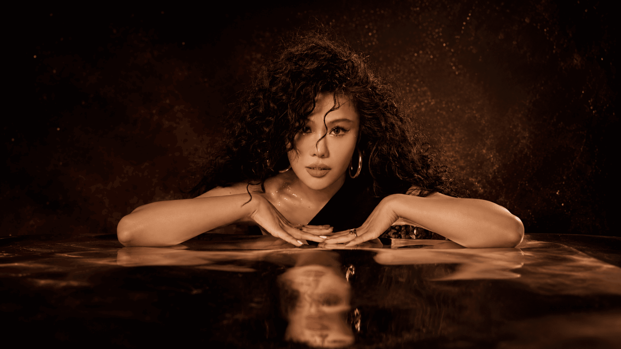 TIA RAY ONCE UPON A MOON WORLD TOUR