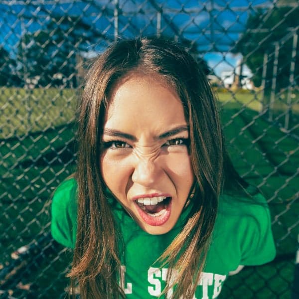 Chloe Parché - Sitting Next To Nellie Tour