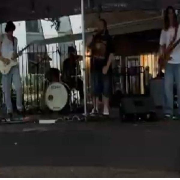 Congette + The Low Dogs + The Money