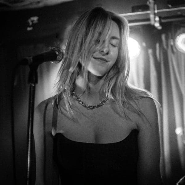Raise the Roof presents: Jess Josie Lee